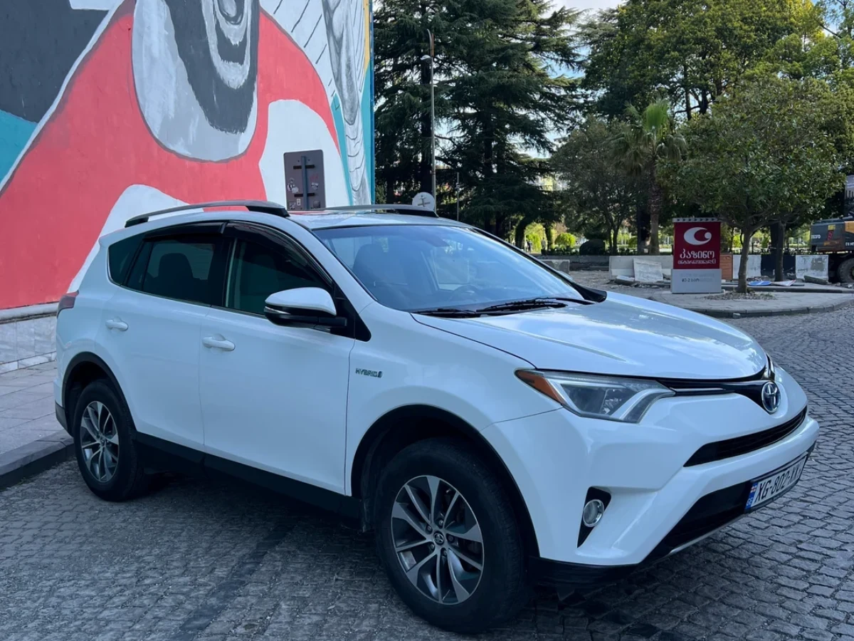 TOYOTA RAV4 2