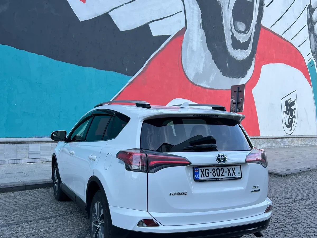 TOYOTA RAV4 4