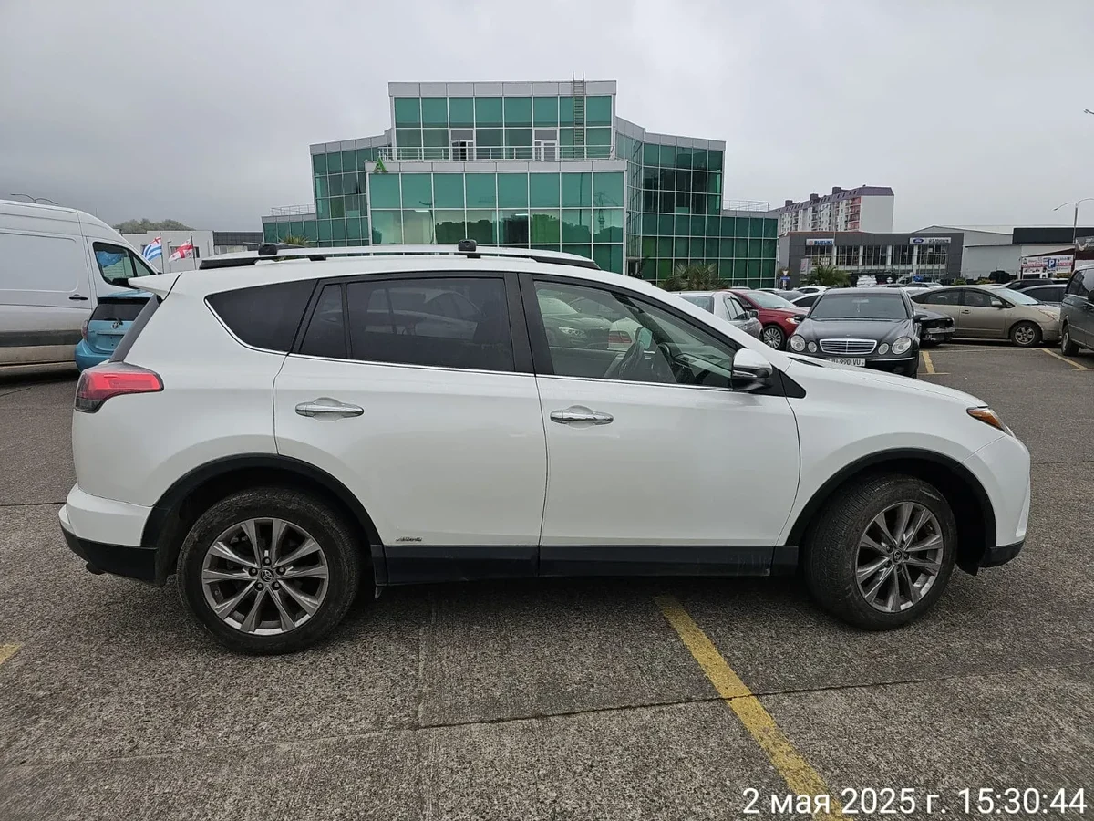 TOYOTA RAV 4 3