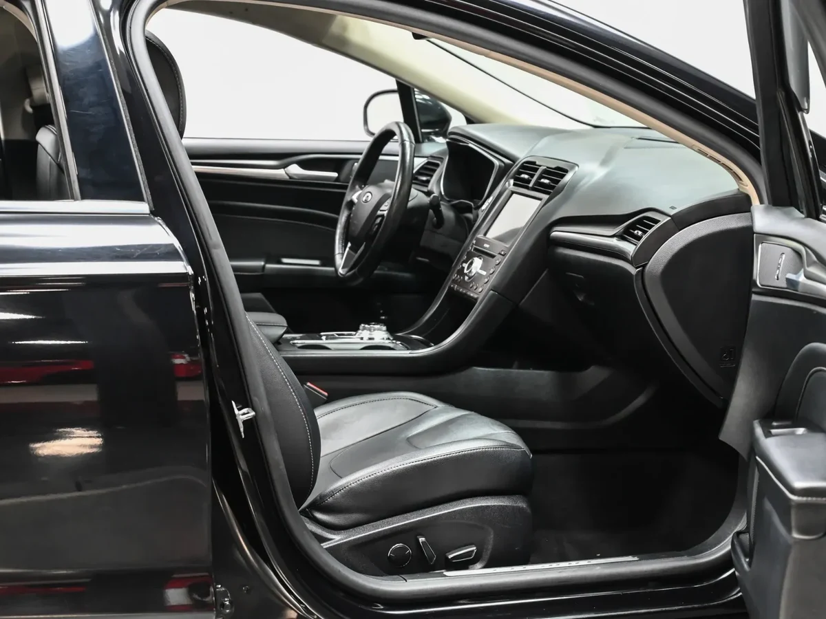 FORD Fusion Titanium  4
