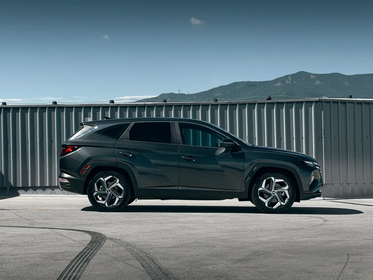 HYUNDAI Tucson 3