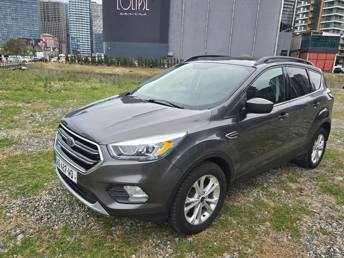 FORD Escape  3