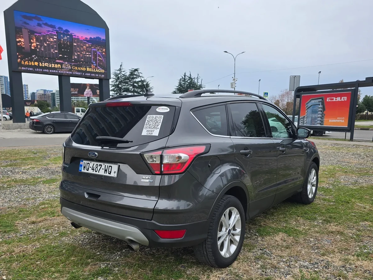 FORD Escape  4