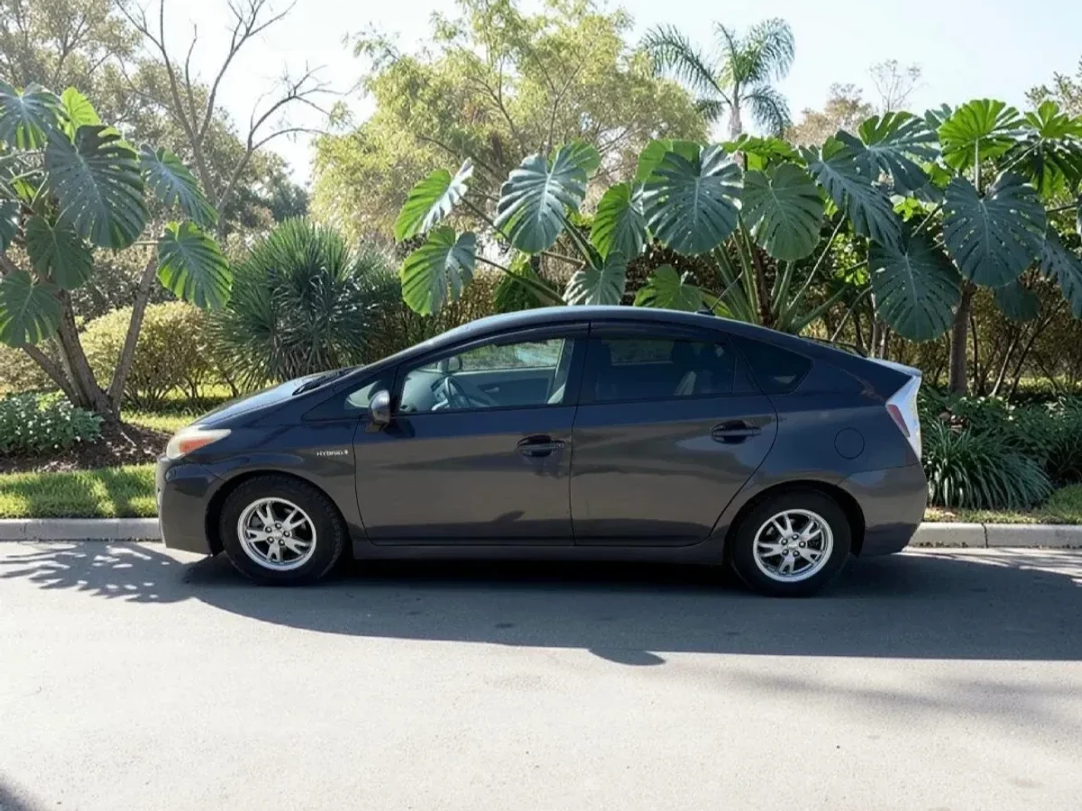 TOYOTA Prius  2
