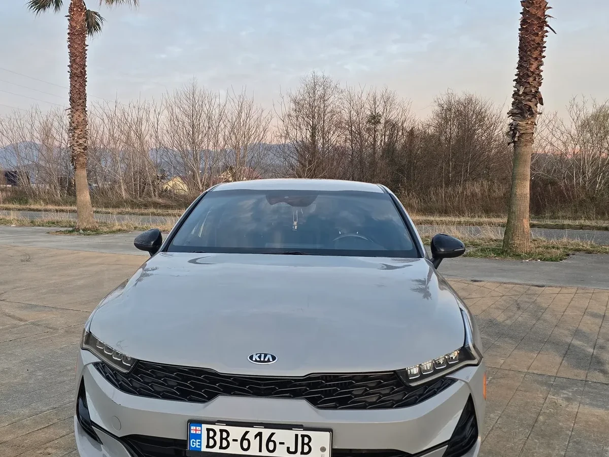 KIA K5 3