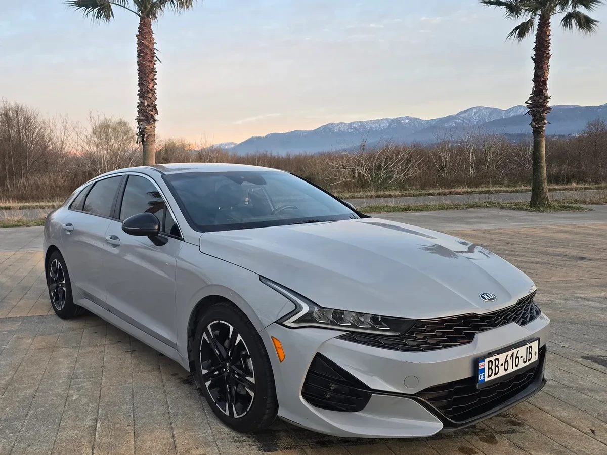 KIA K5 5