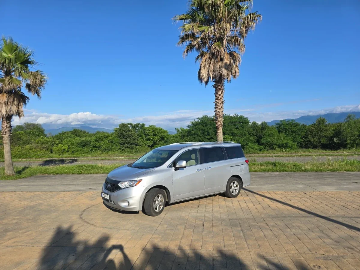 NISSAN Quest  2
