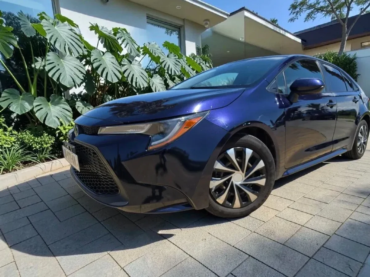 TOYOTA Corolla  3