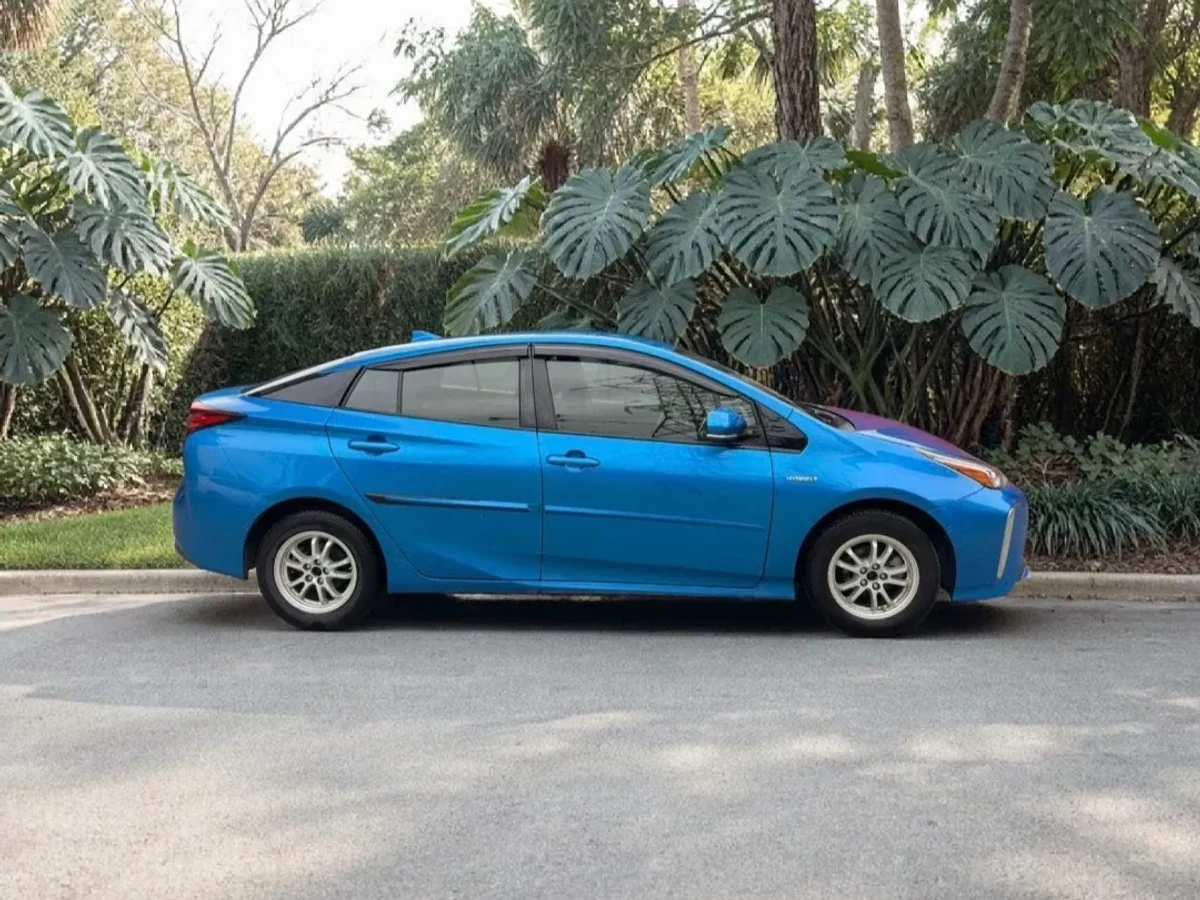 TOYOTA Prius  2