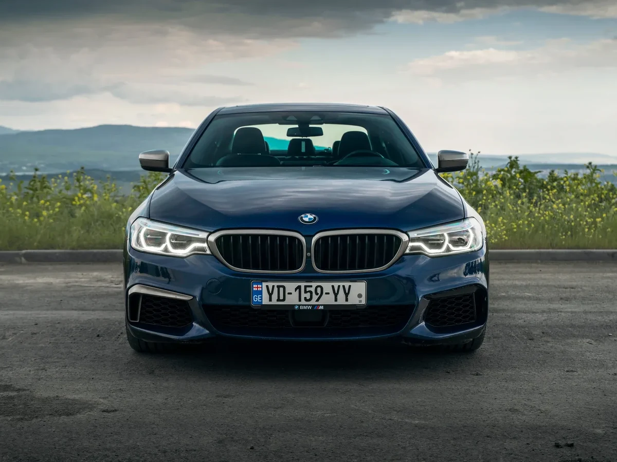 BMW M550i 3