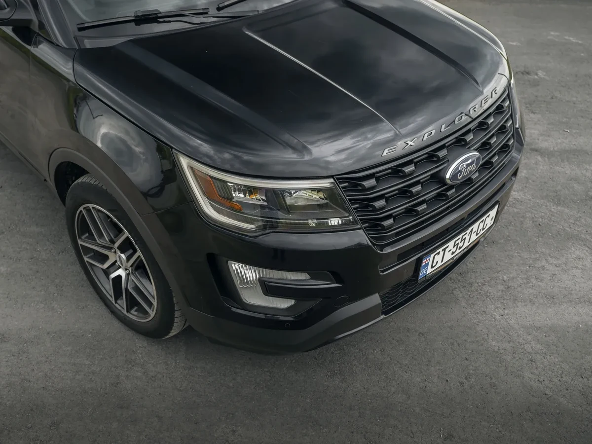 FORD Explorer 2