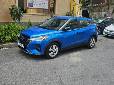 NISSAN Kicks Play