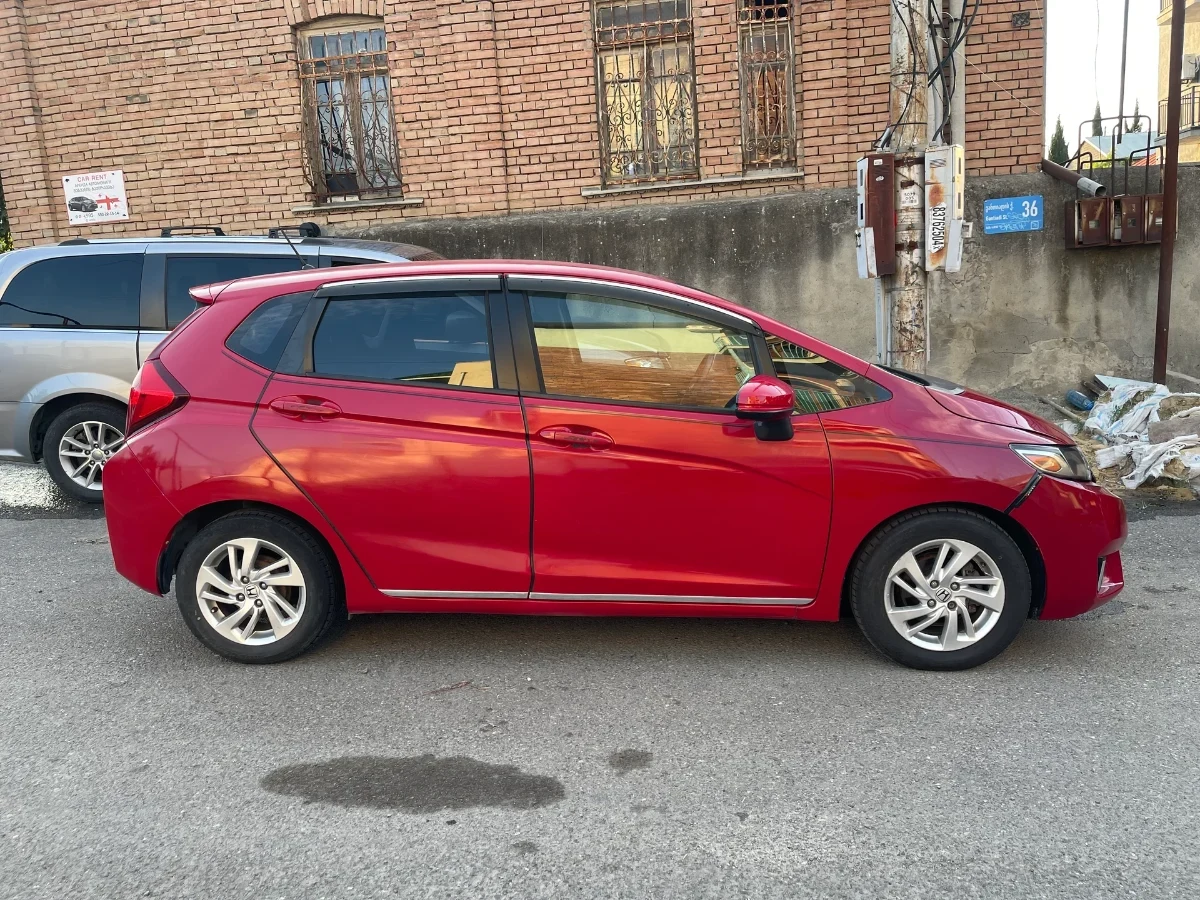 HONDA Fit 4
