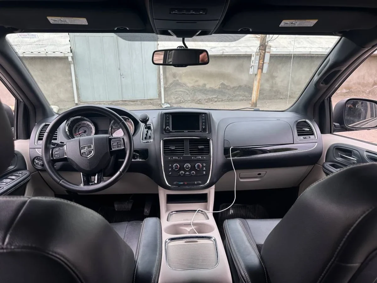 DODGE Grant Caravan 6