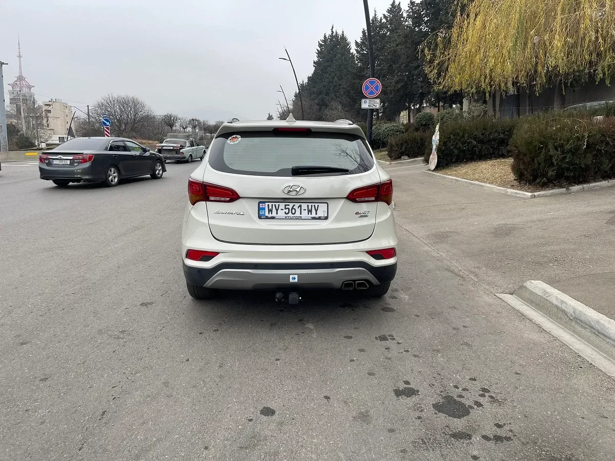 HYUNDAI Santafe 2