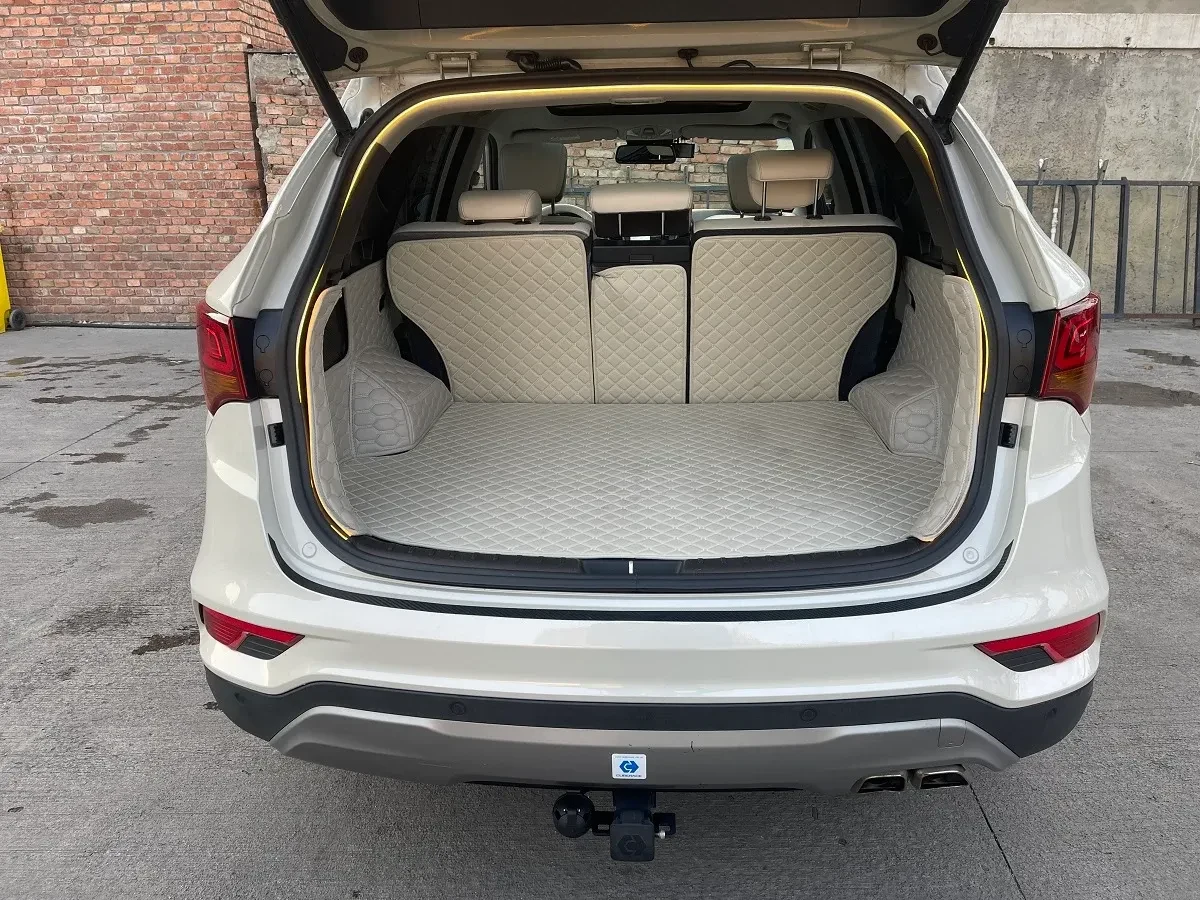 HYUNDAI Santafe 5