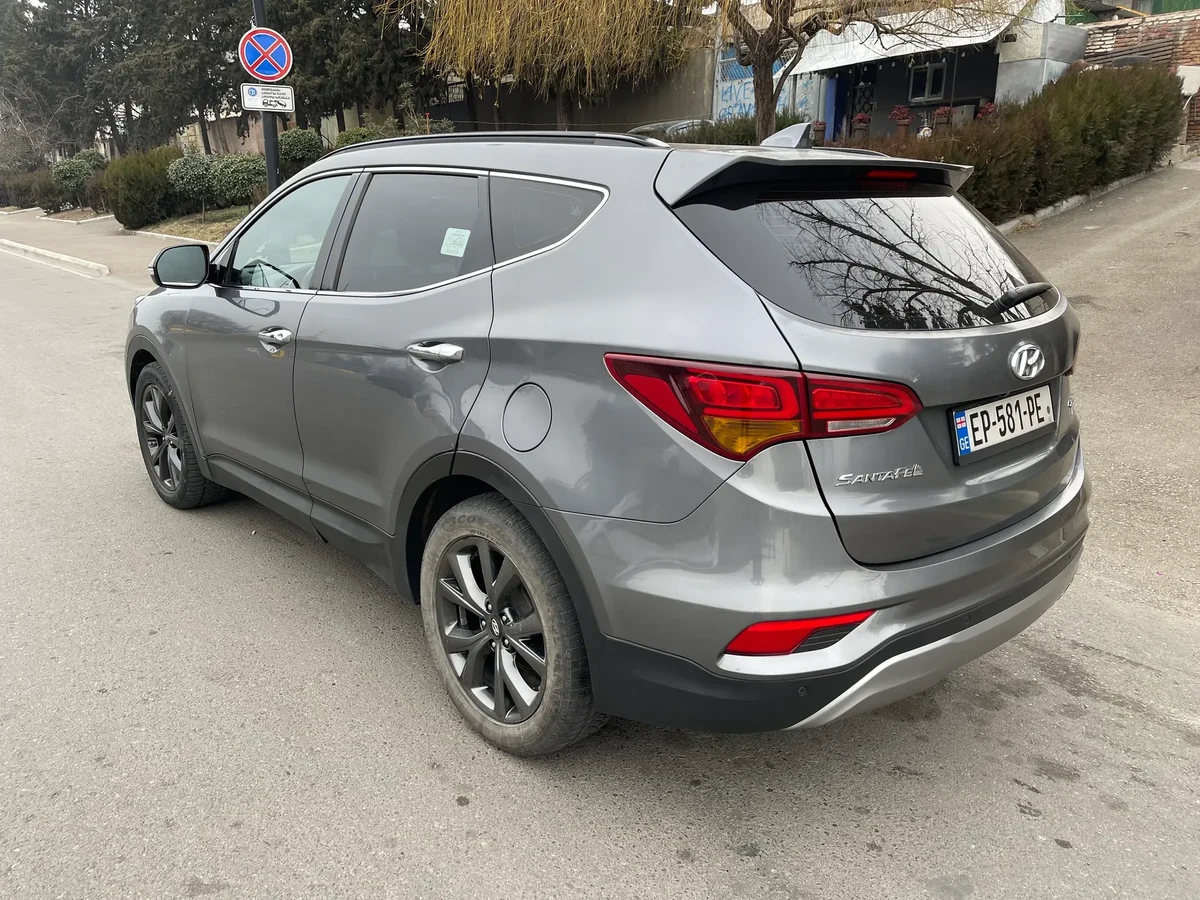 HYUNDAI Santafe 3