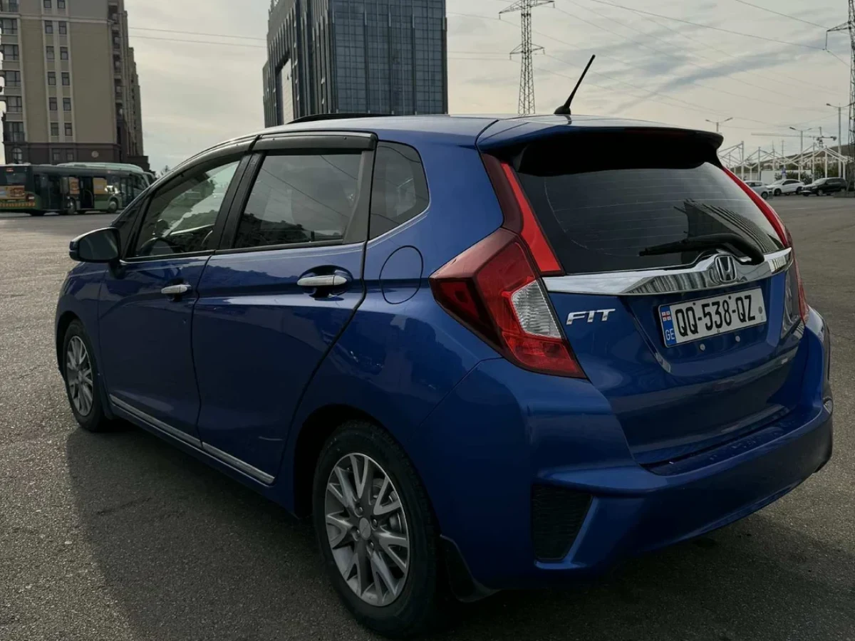 HONDA Fit 4