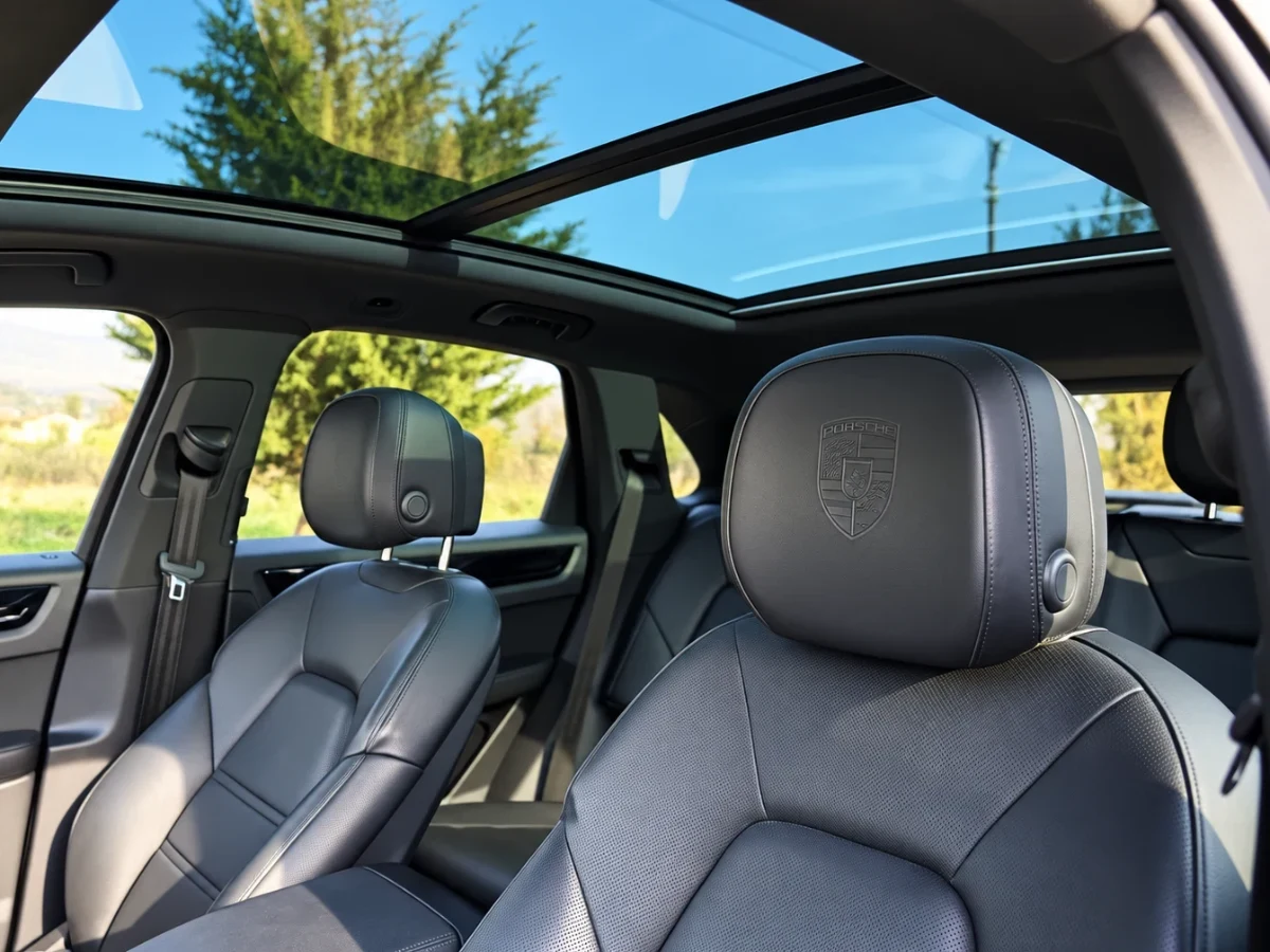PORSCHE Cayenne 3