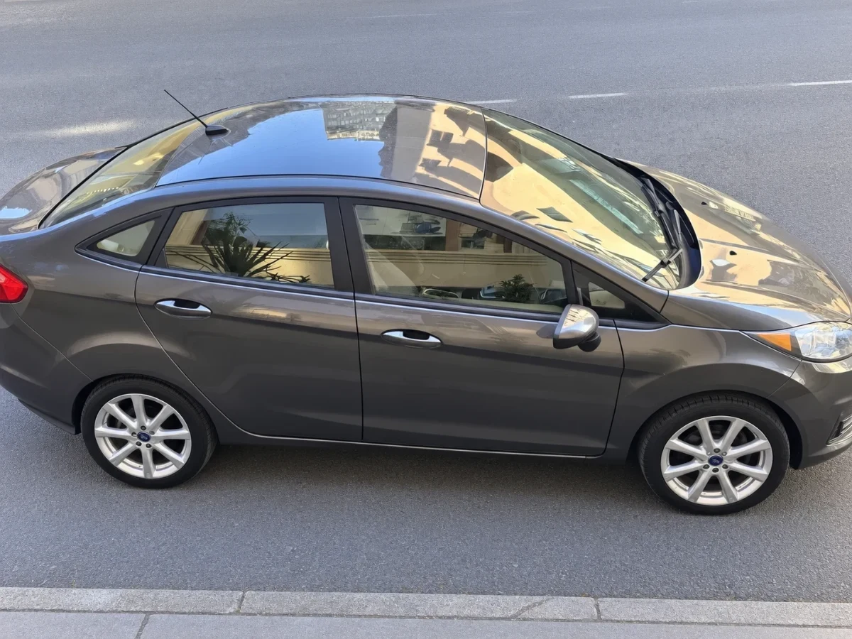 FORD Fiesta 2