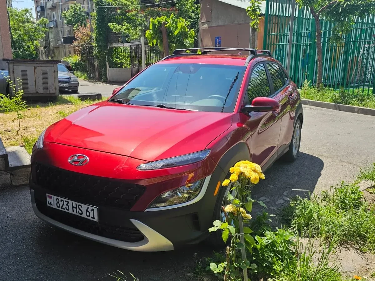 HYUNDAI Kona 4