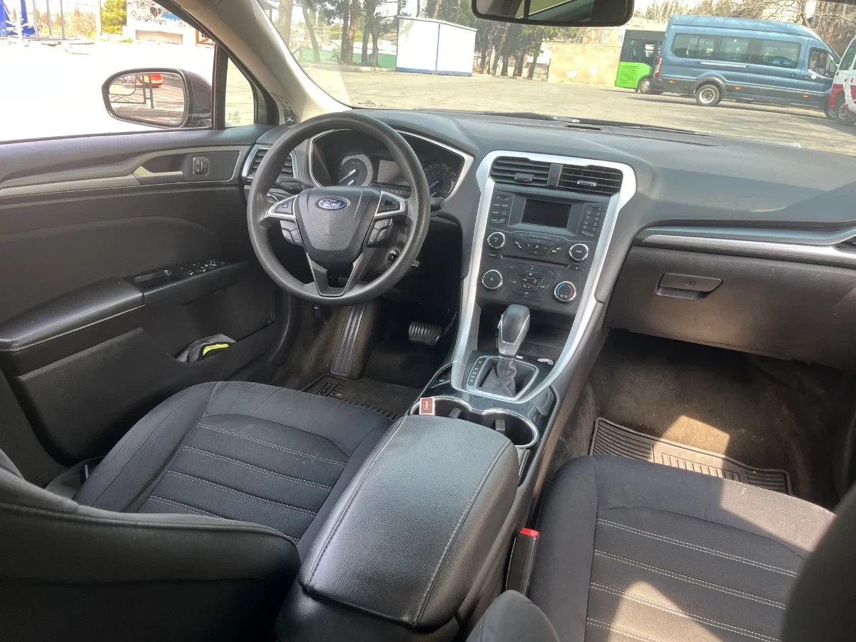FORD Fusion 5