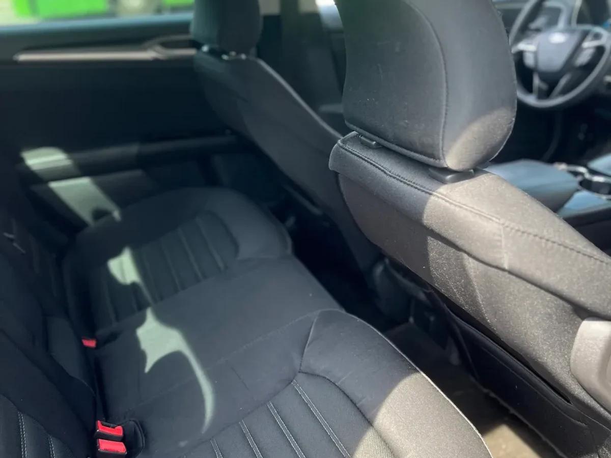 FORD Fusion 6