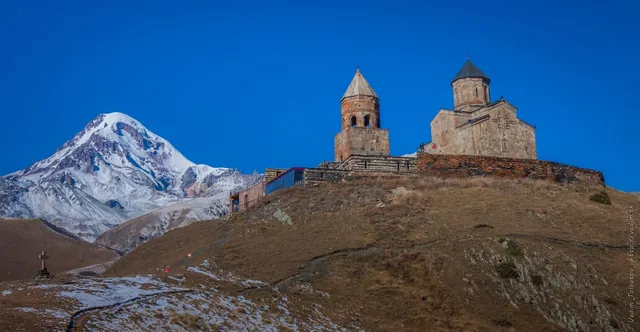 თბილისიდან ყაზბეგში მანქანით: მარშრუტი, გზა, გაჩერებები და რჩევები
